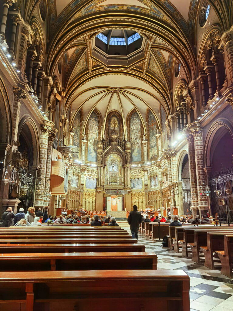 Kloster Montserrat Basilika - feudal mit viel Gold